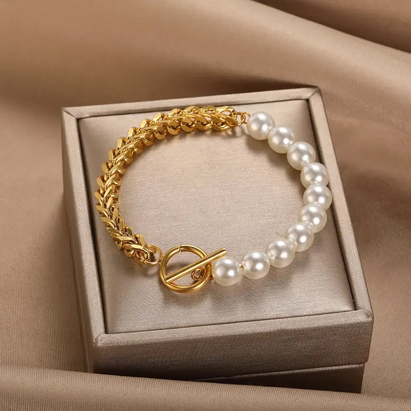 Timeless Gold and Pearl Bracelet