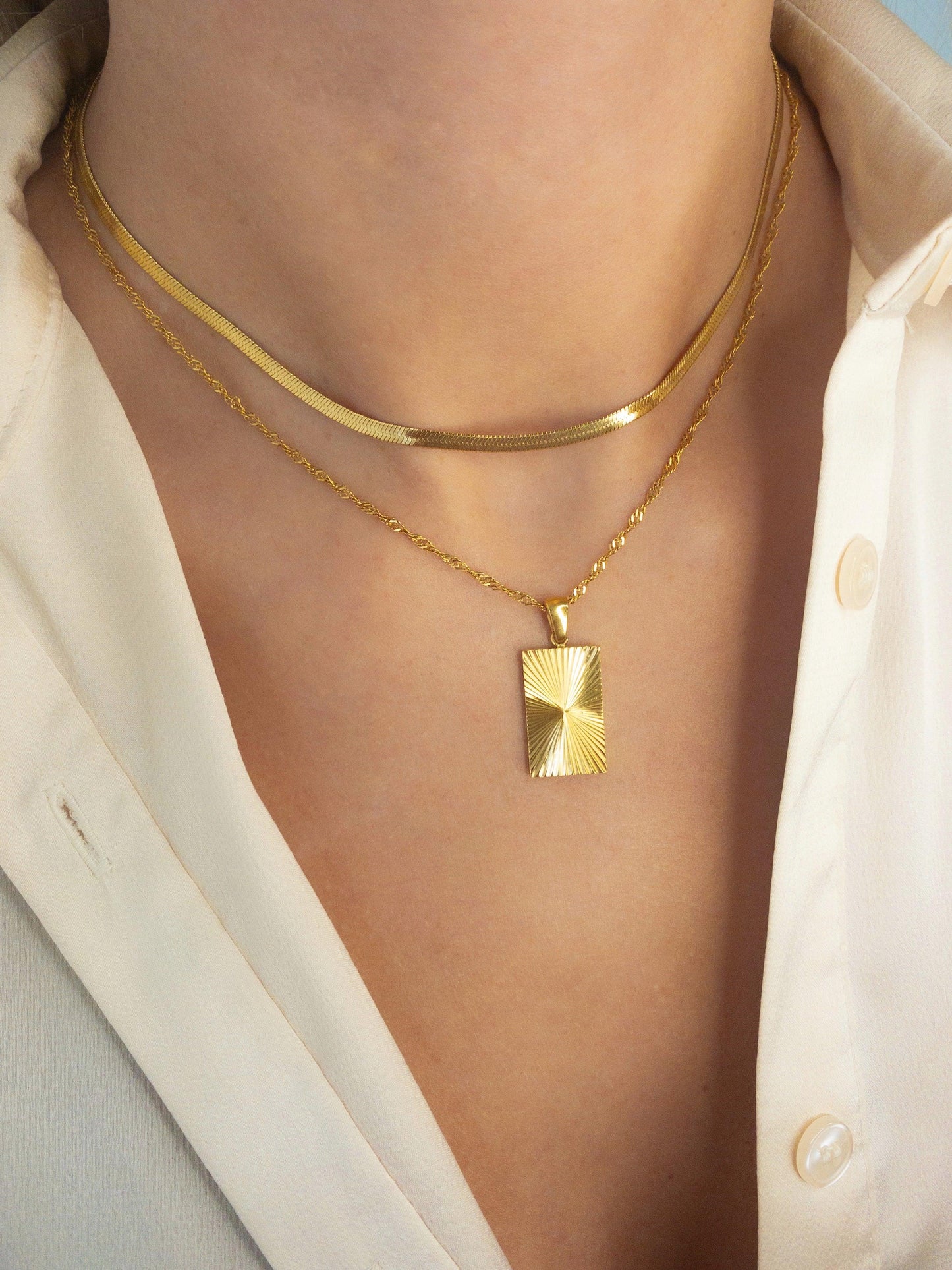 Stella Charm Necklace Rectangle Gold