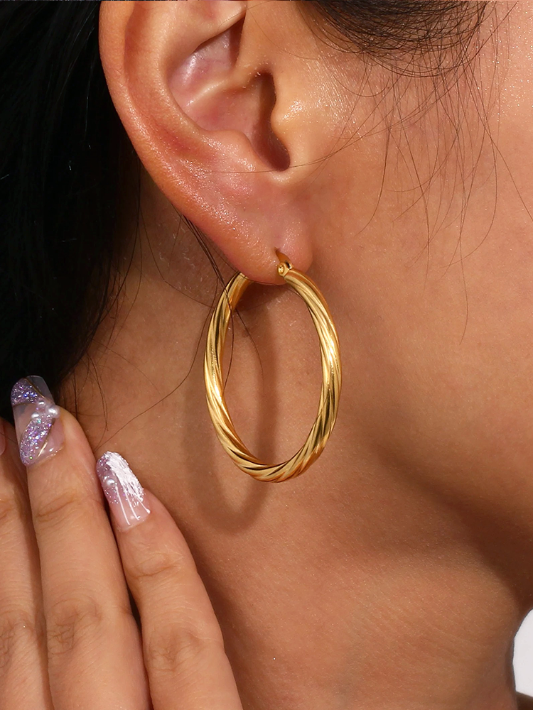 Blake Twisted Earrings Gold