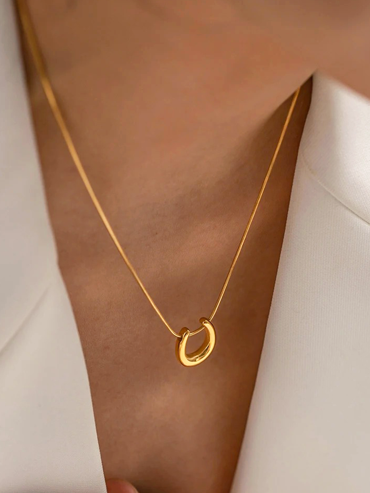 Caitlin Lucky Sword Necklace Gold