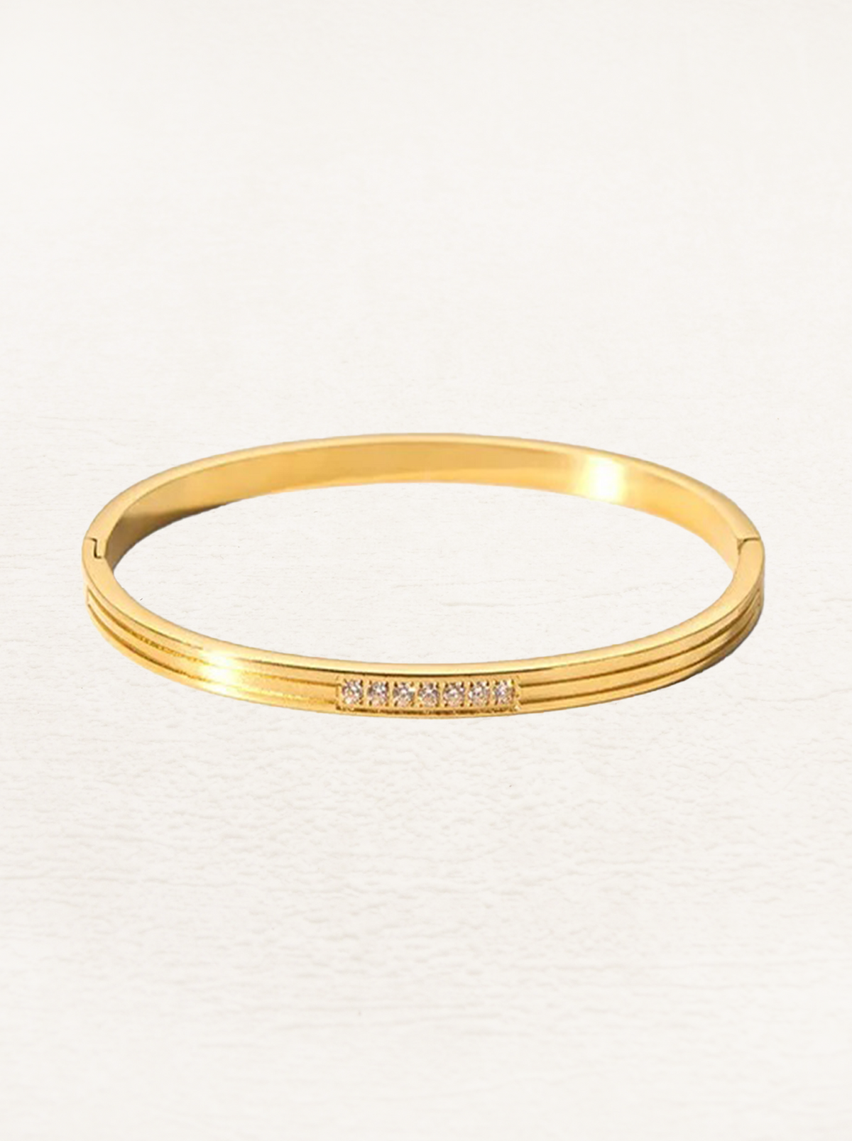 Carice Zirconia Bangle Gold