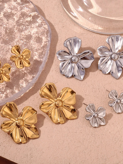 Diane Flower Blossom Flowers Earrings Small Gold