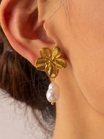 Ember Pearl Blossom Flower Earrings Gold