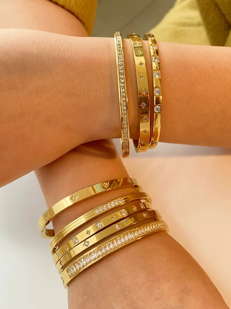 Carice Zirconia Bangle Gold