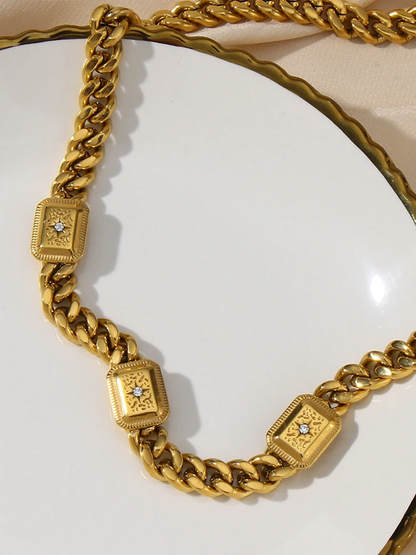 Grace Statement Star Necklace Gold