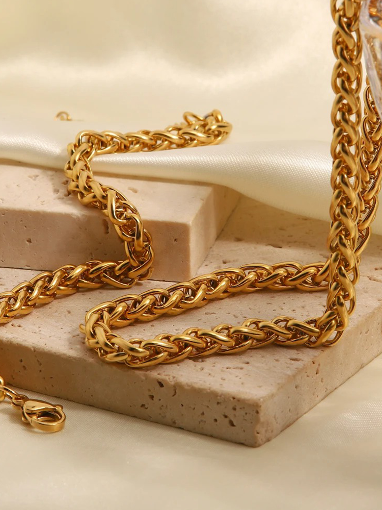 Poppy Braided Chunky Chain Necklace Gold