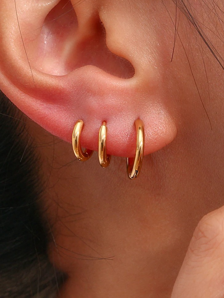 June Basic Huggie Hoops Gold