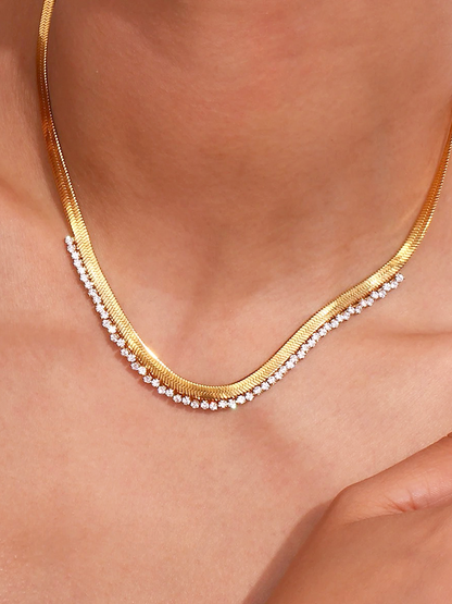 Leontien Zirconia Snake Chain Necklace Gold