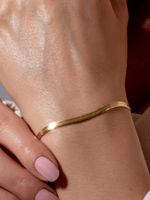 Lily Snake Chain Bracelet Gold
