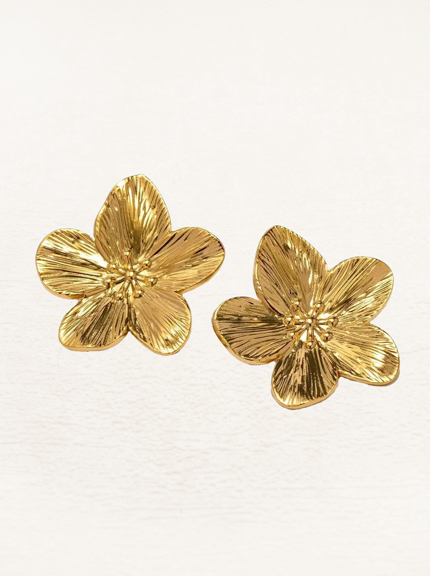 Rianne Flower Blossom Earrings Gold