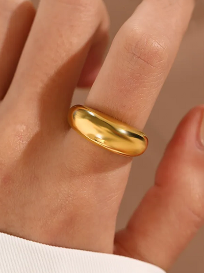 Saar Chunky Ring Gold