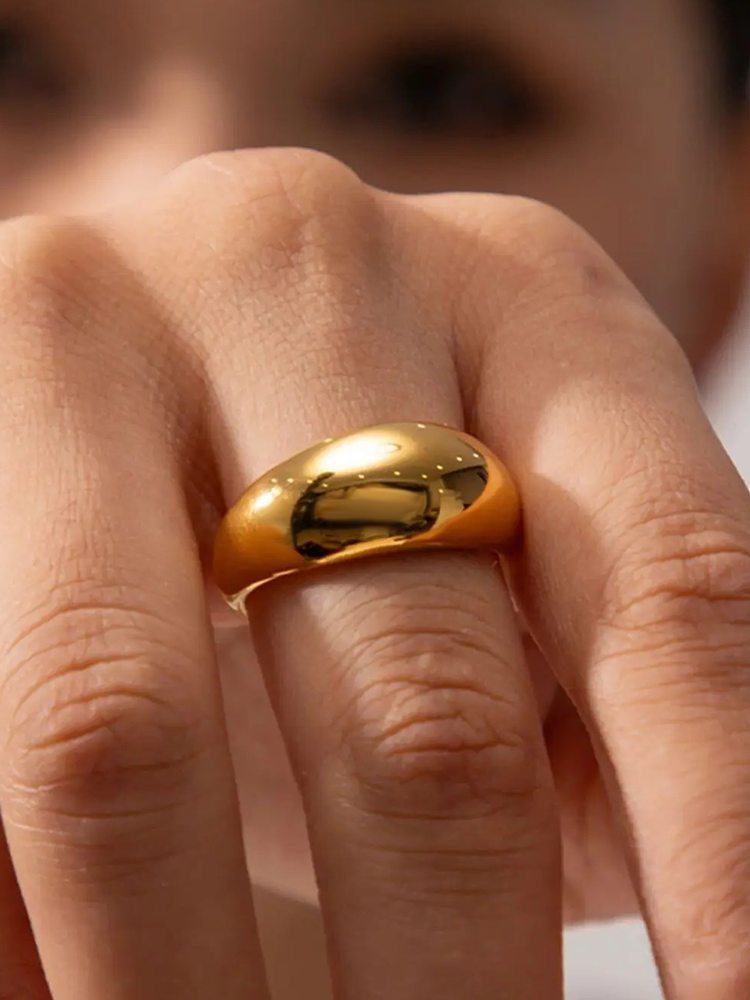 Saar Chunky Ring Gold