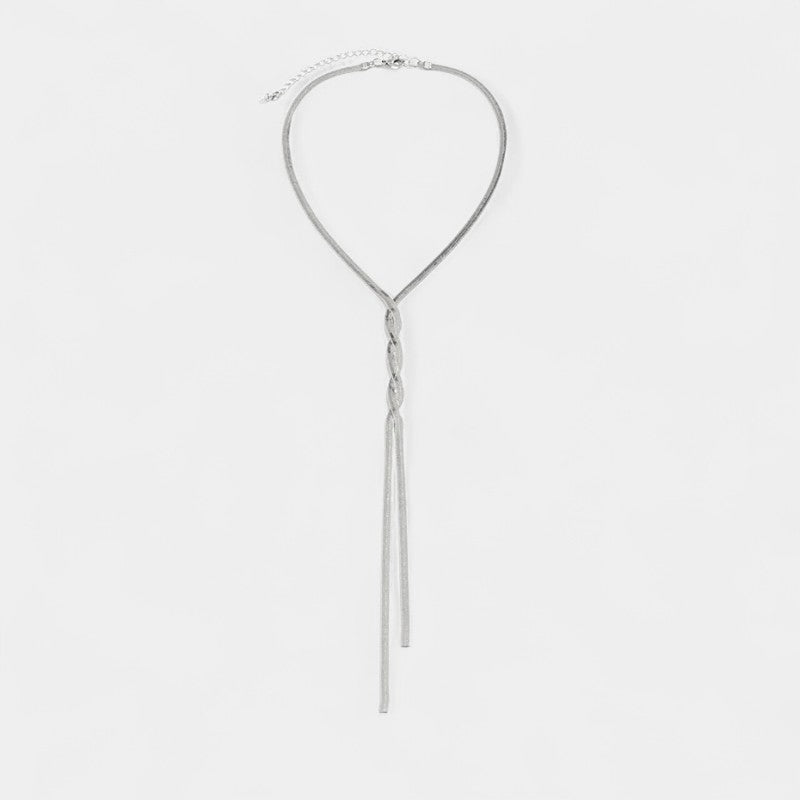 Virelle Necklace - Elegant silver or gold necklace with long link