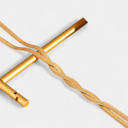 Virelle Necklace - Elegant silver or gold necklace with long link