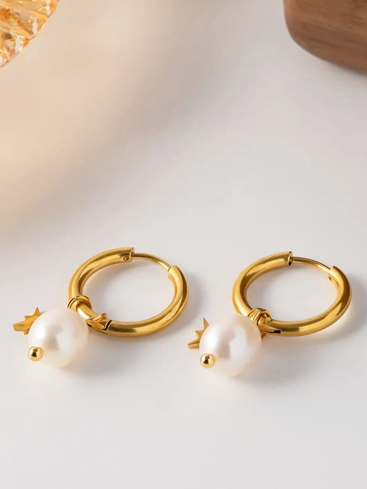 Silke Freshwater Pearl Star Earrings Gold