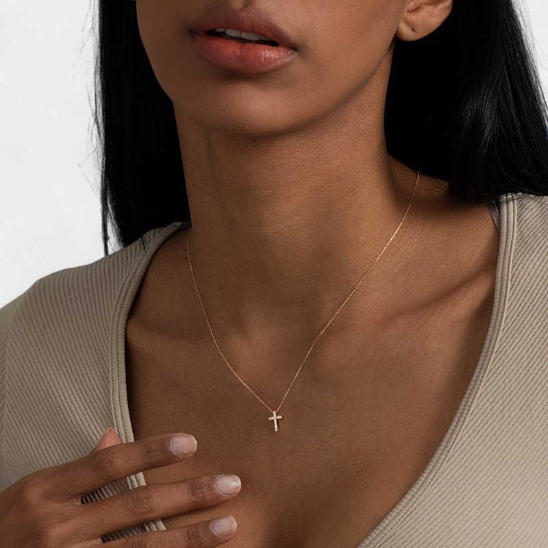 Virelle Necklace - Necklace with cross pendant with stones